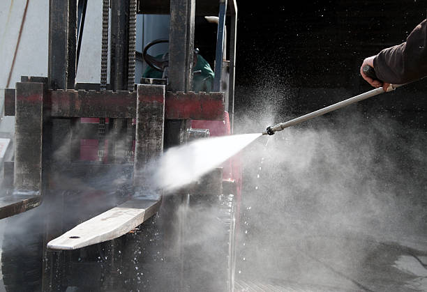 Best Pressure Washing Company Near Me  in Galesburg, IL
